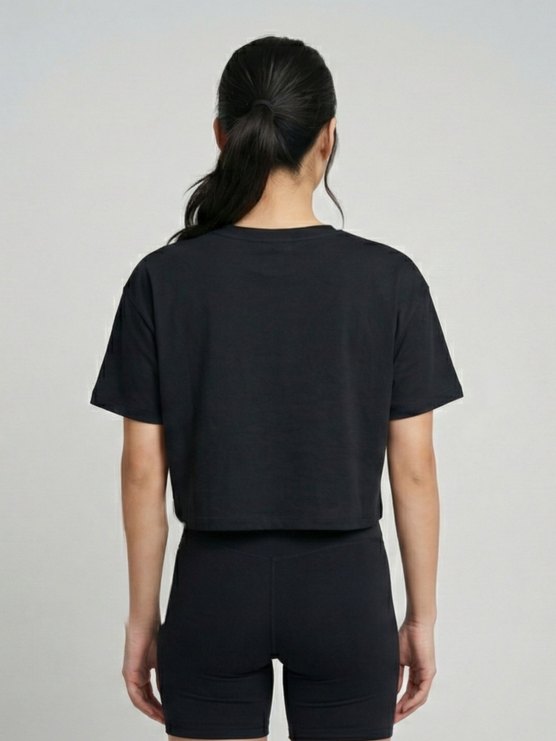 Looking Social, Avoiding People